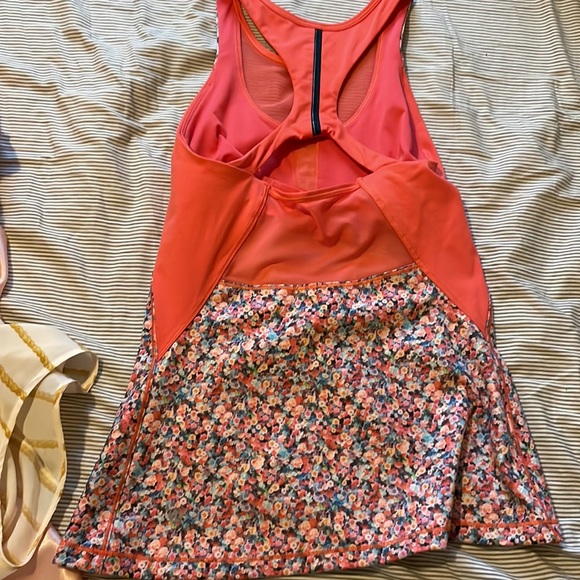 Lululemon tank - Picture 2 of 3